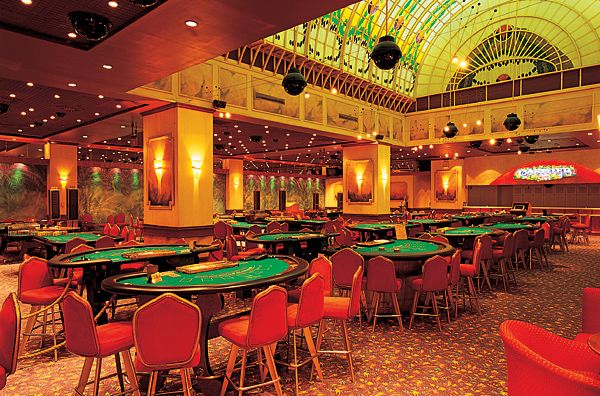 Triple 9 Lines Diamond Slots Welcome Bonus