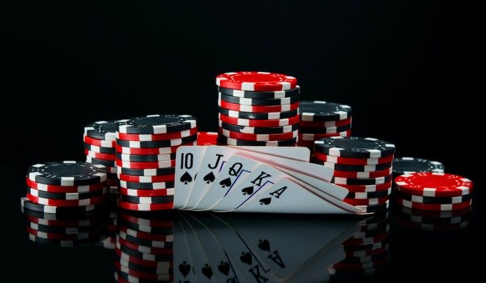 Triple 9 Lines Diamond Slots Live Betting